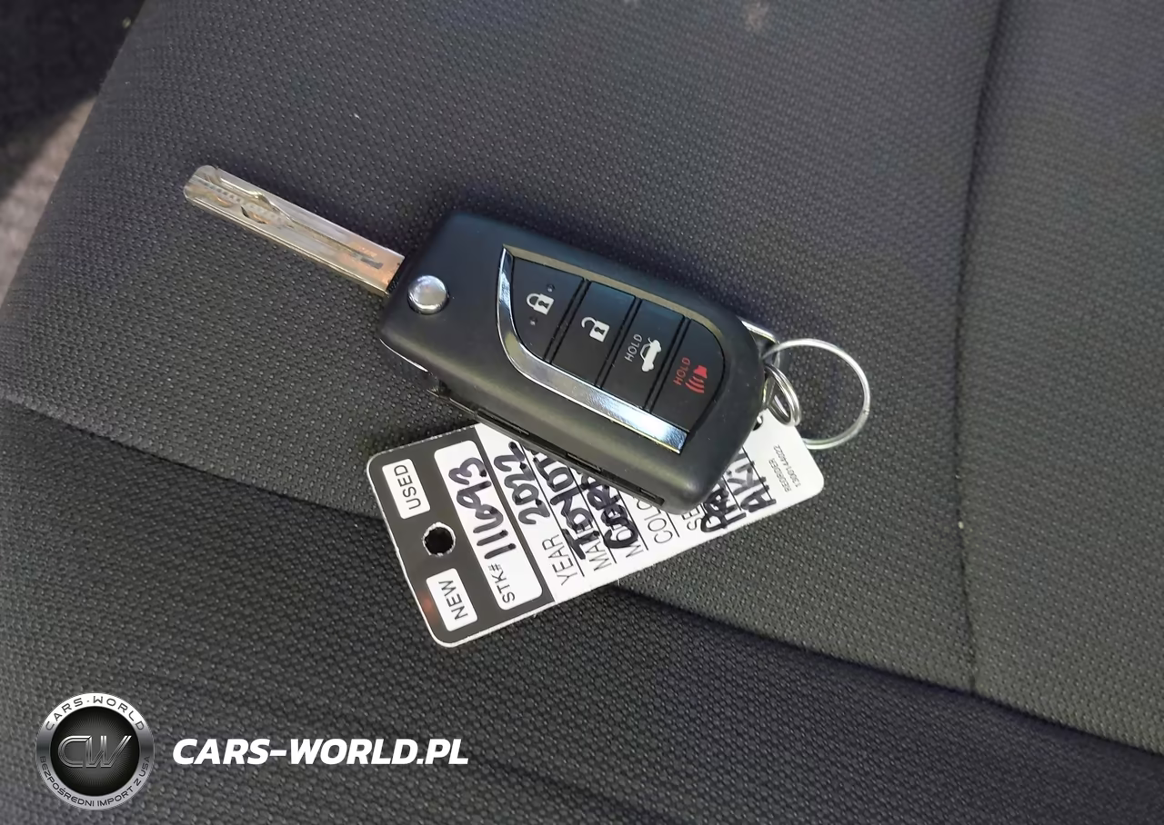 2022 Toyota Corolla Le VIN:JTDEPMAE8N3024328 - 11