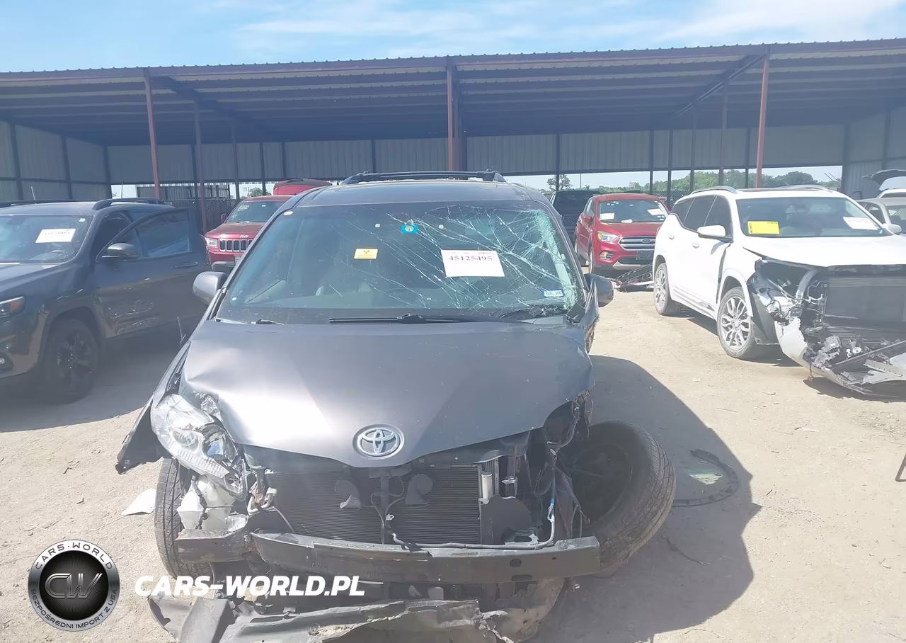 2012 Toyota Sienna Xle V6 8 Passenger VIN:5TDYK3DC7CS276597 - 11