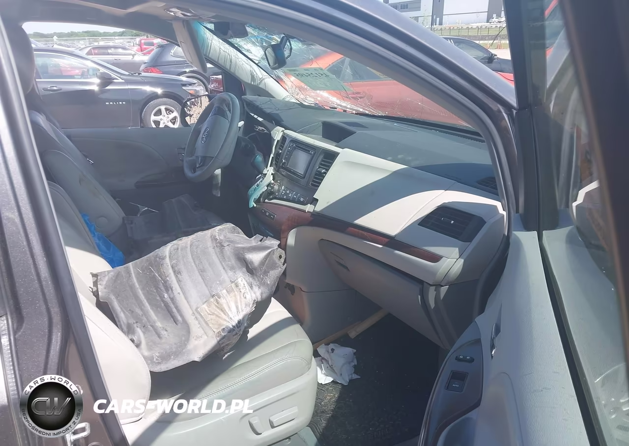 2012 Toyota Sienna Xle V6 8 Passenger VIN:5TDYK3DC7CS276597 - 5