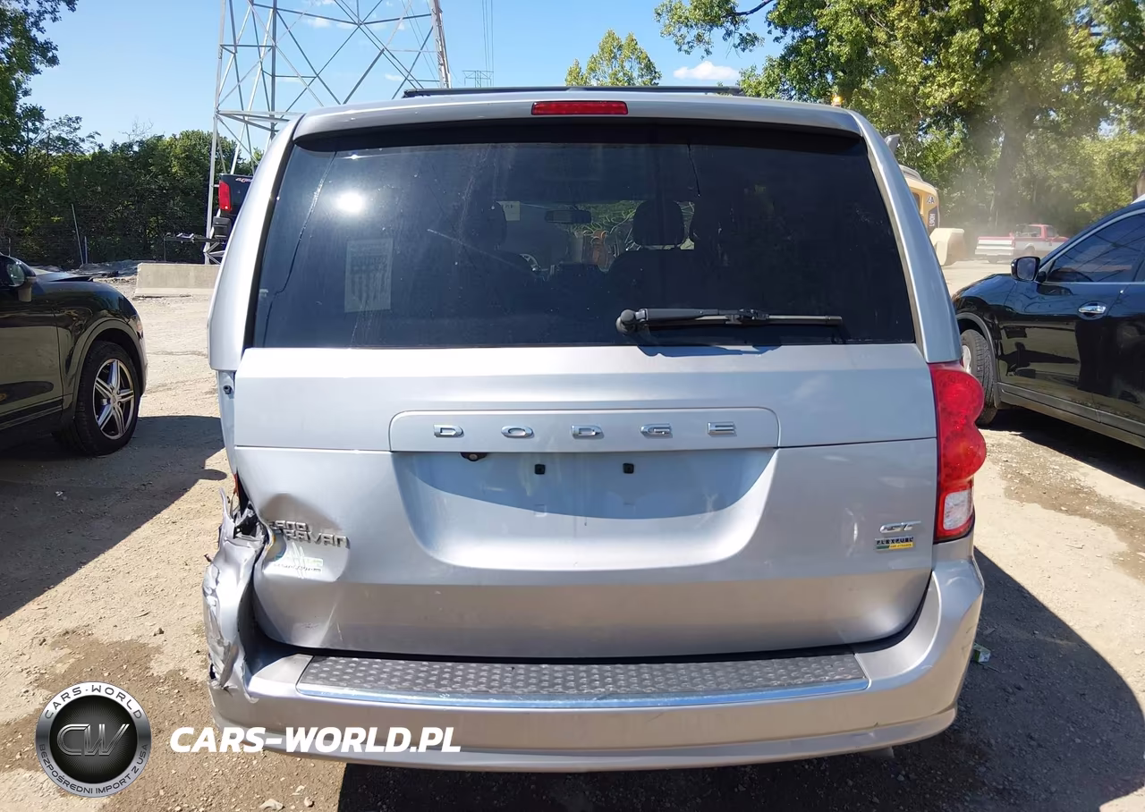 2018 Dodge Grand Caravan Gt VIN:2C4RDGEG7JR223492 - 16