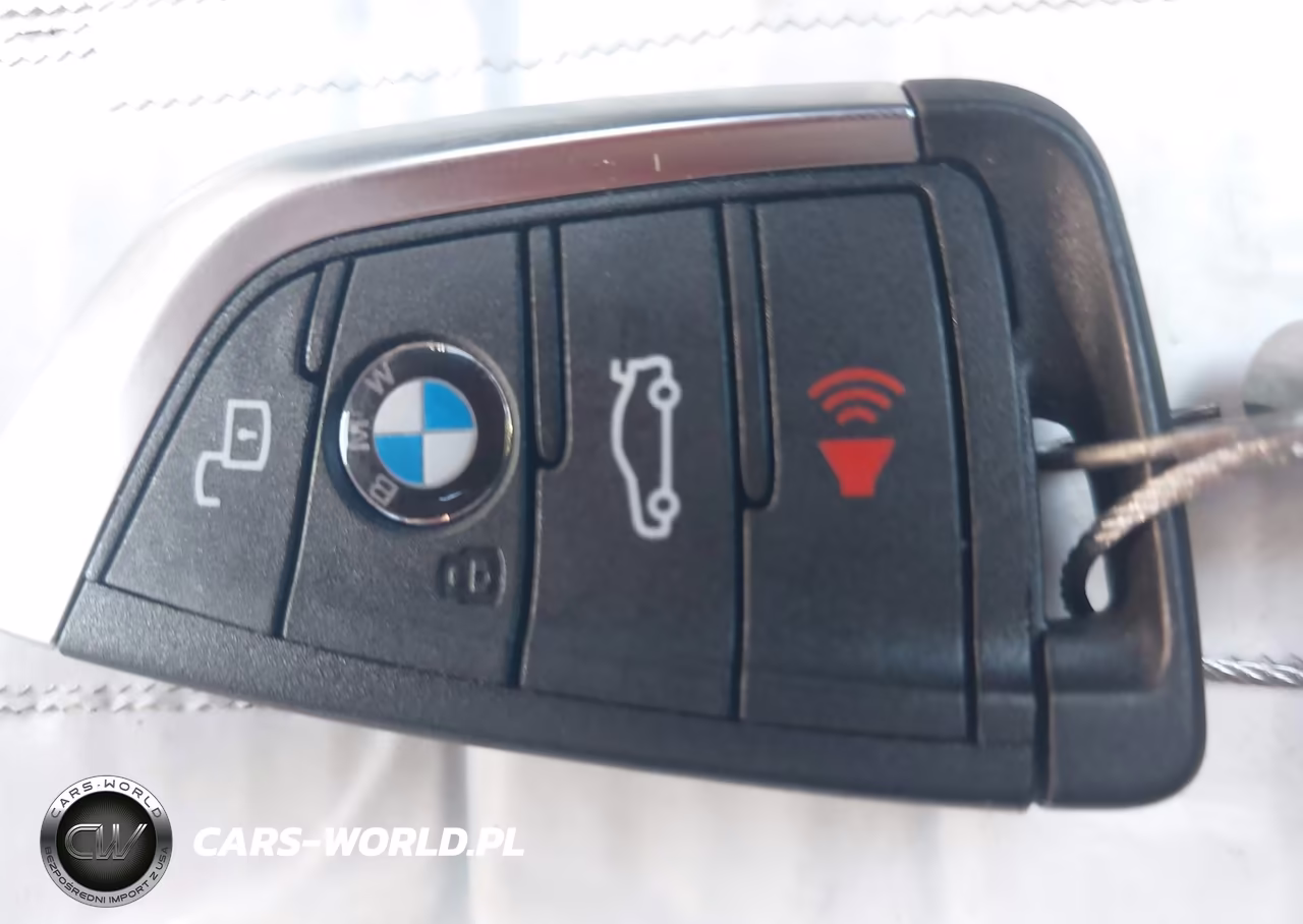 2024 BMW 330I xDrive VIN:3MW89FF09R8E30077 - 11