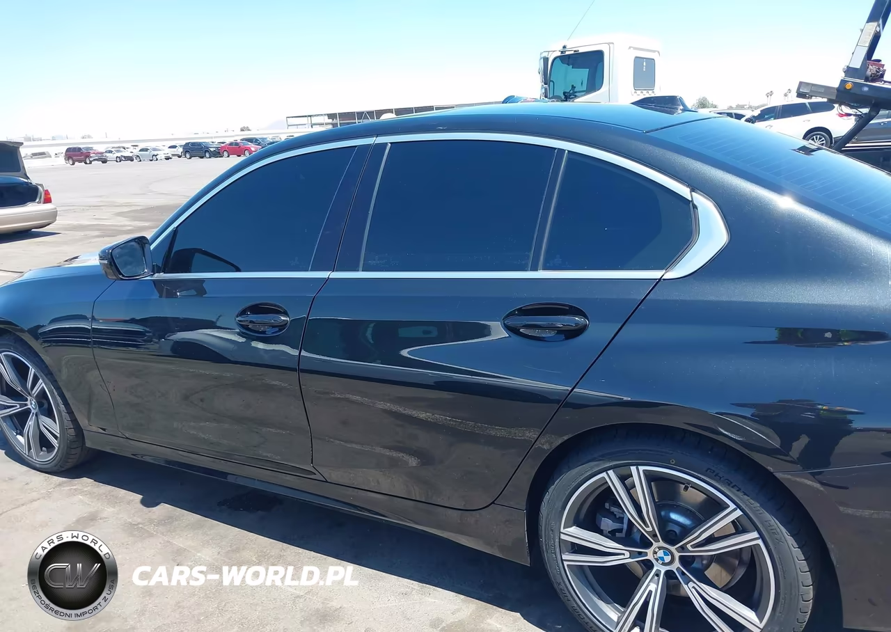2024 BMW 330I xDrive VIN:3MW89FF09R8E30077 - 14