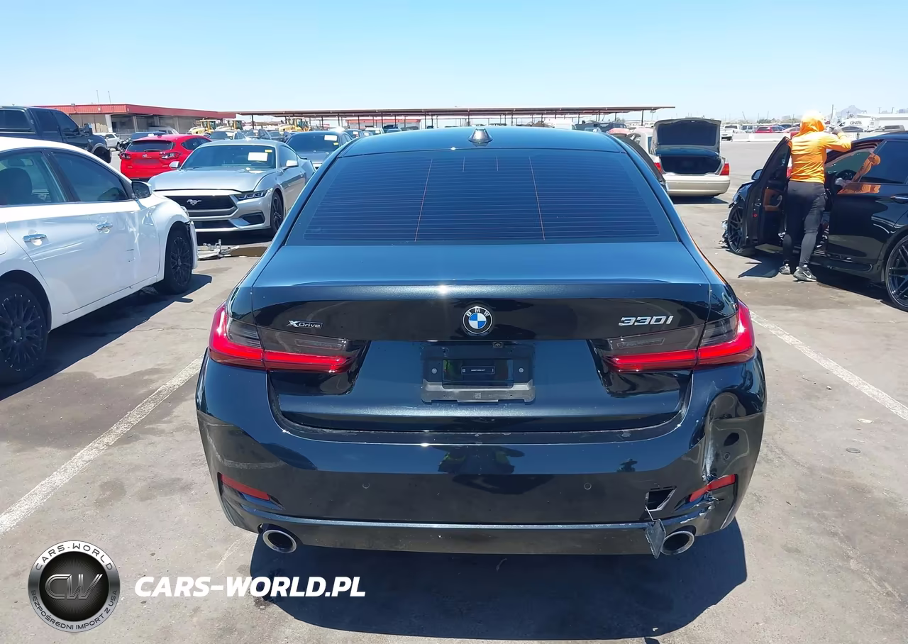 2024 BMW 330I xDrive VIN:3MW89FF09R8E30077 - 16
