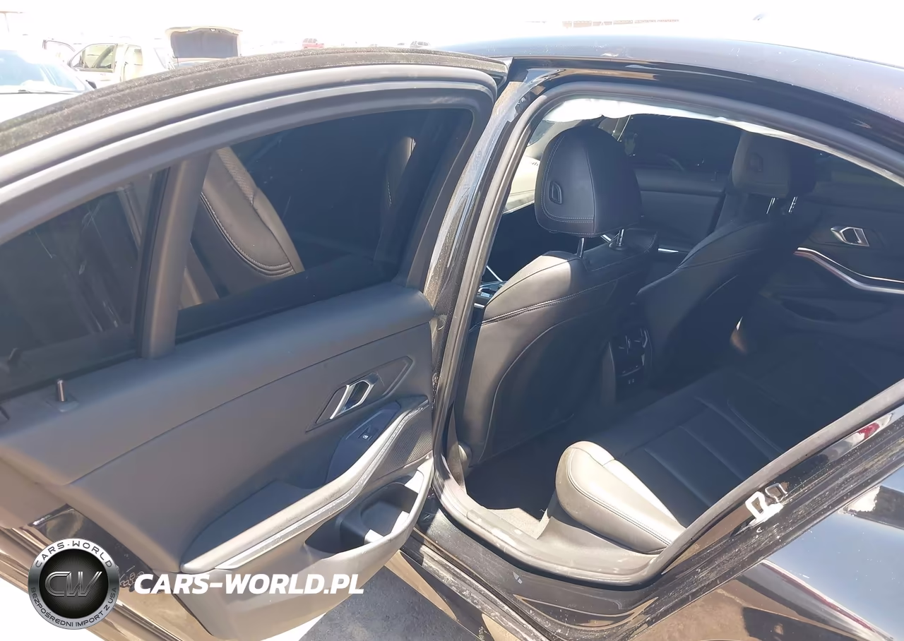 2024 BMW 330I xDrive VIN:3MW89FF09R8E30077 - 8
