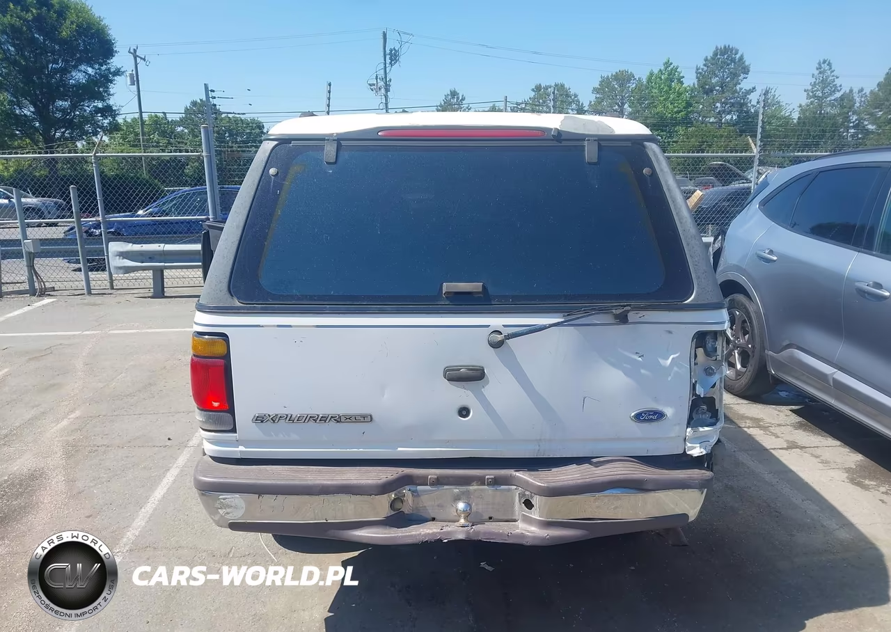 1996 Ford Explorer VIN:1FMDU32X9TUB71825 - 16