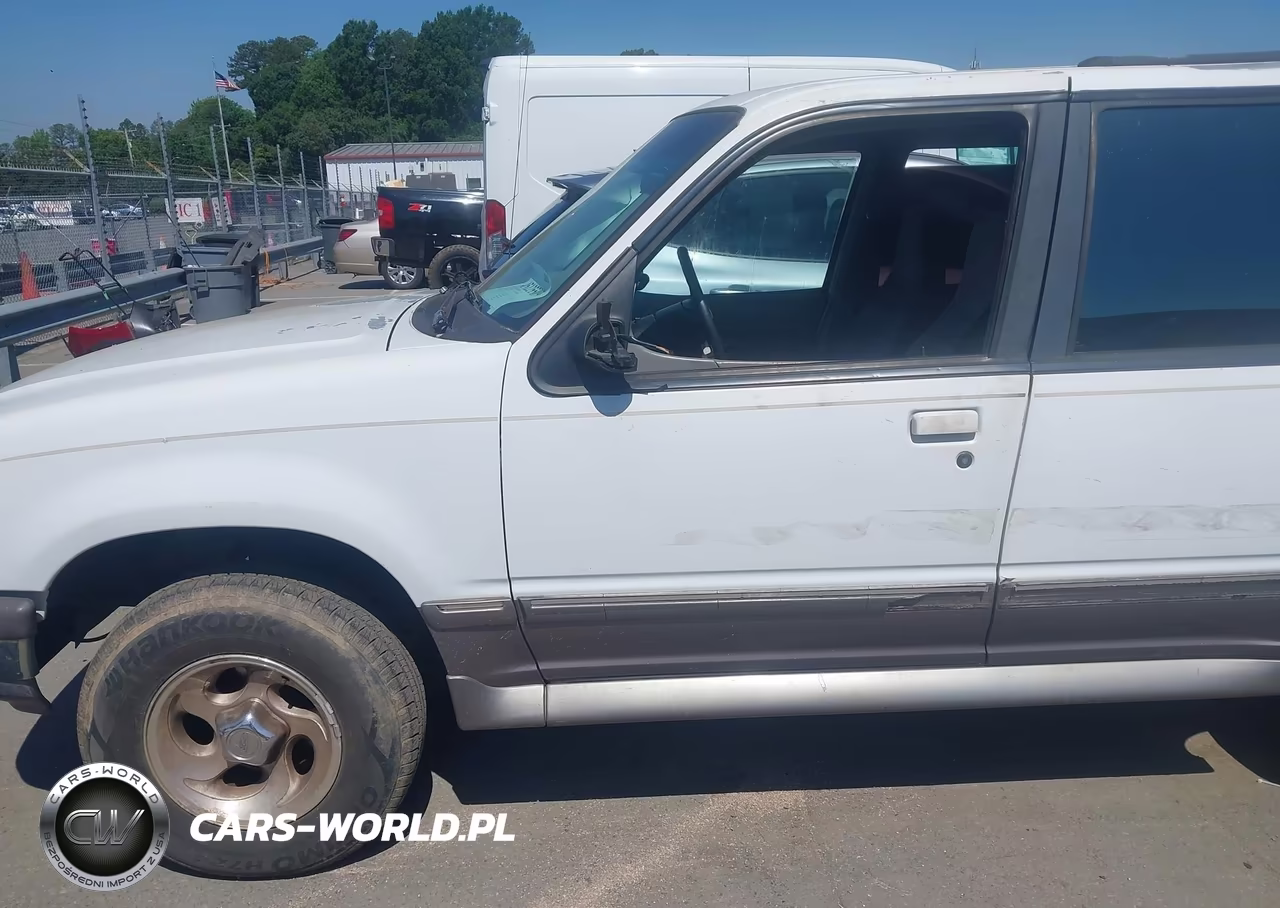 1996 Ford Explorer VIN:1FMDU32X9TUB71825 - 17