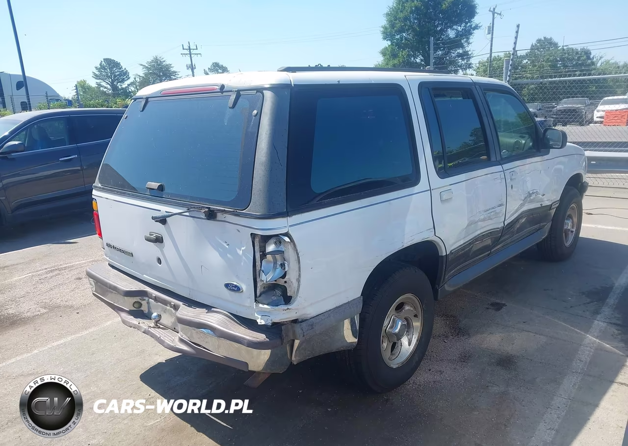 1996 Ford Explorer VIN:1FMDU32X9TUB71825 - 4