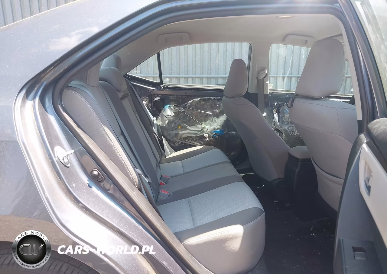 2017 Toyota Corolla Le VIN:2T1BURHE2HC755962 - 8