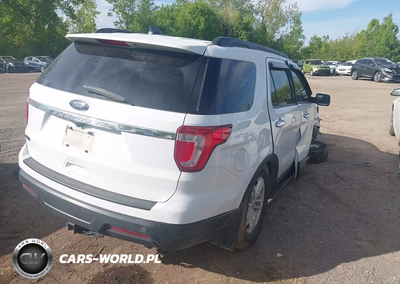 2018 Ford Explorer VIN:1FM5K7B83JGB53410 - 4