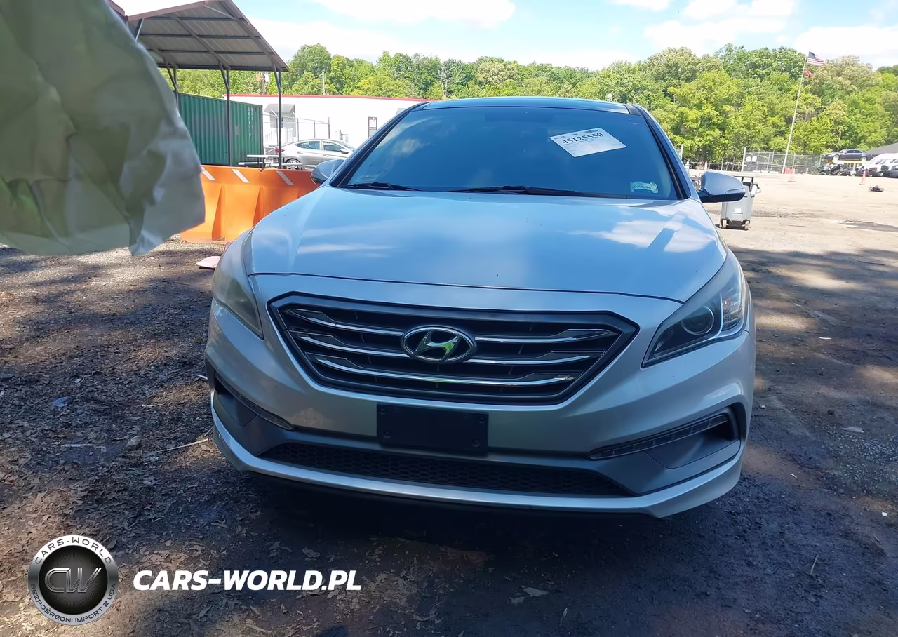 2016 Hyundai Sonata Limited VIN:5NPE34AF4GH417917 - 12