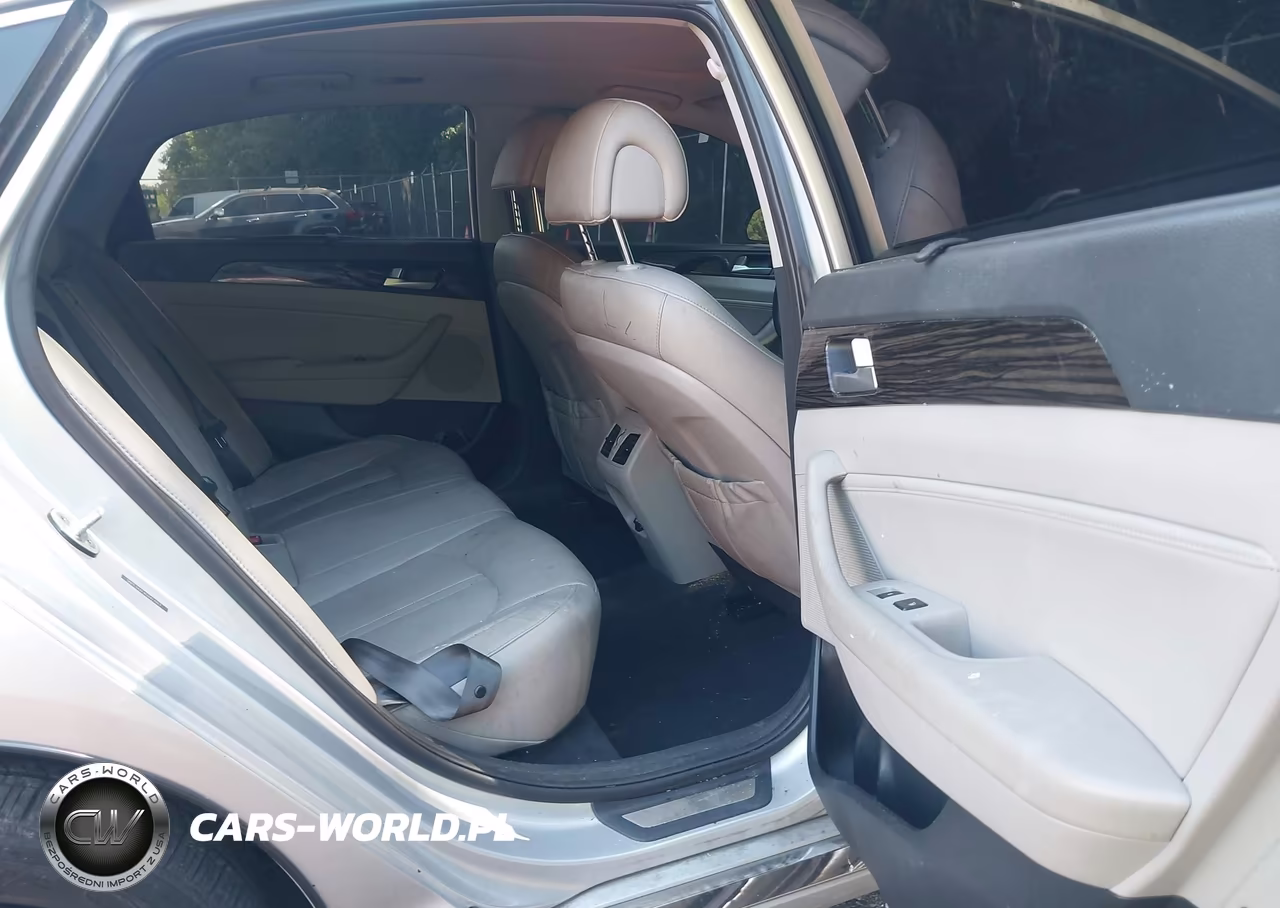 2016 Hyundai Sonata Limited VIN:5NPE34AF4GH417917 - 8