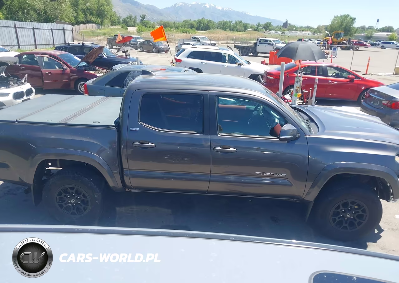 2021 Toyota Tacoma Sr5 V6 VIN:3TYCZ5AN2MT027007 - 14