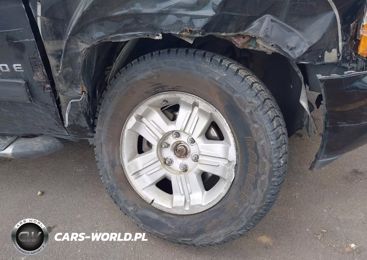 2011 Chevrolet Tahoe Lt VIN:1GNSKBE0XBR361958 - 17