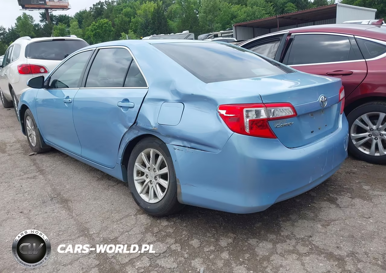 2012 Toyota Camry L VIN:4T1BF1FK4CU569903 - 3