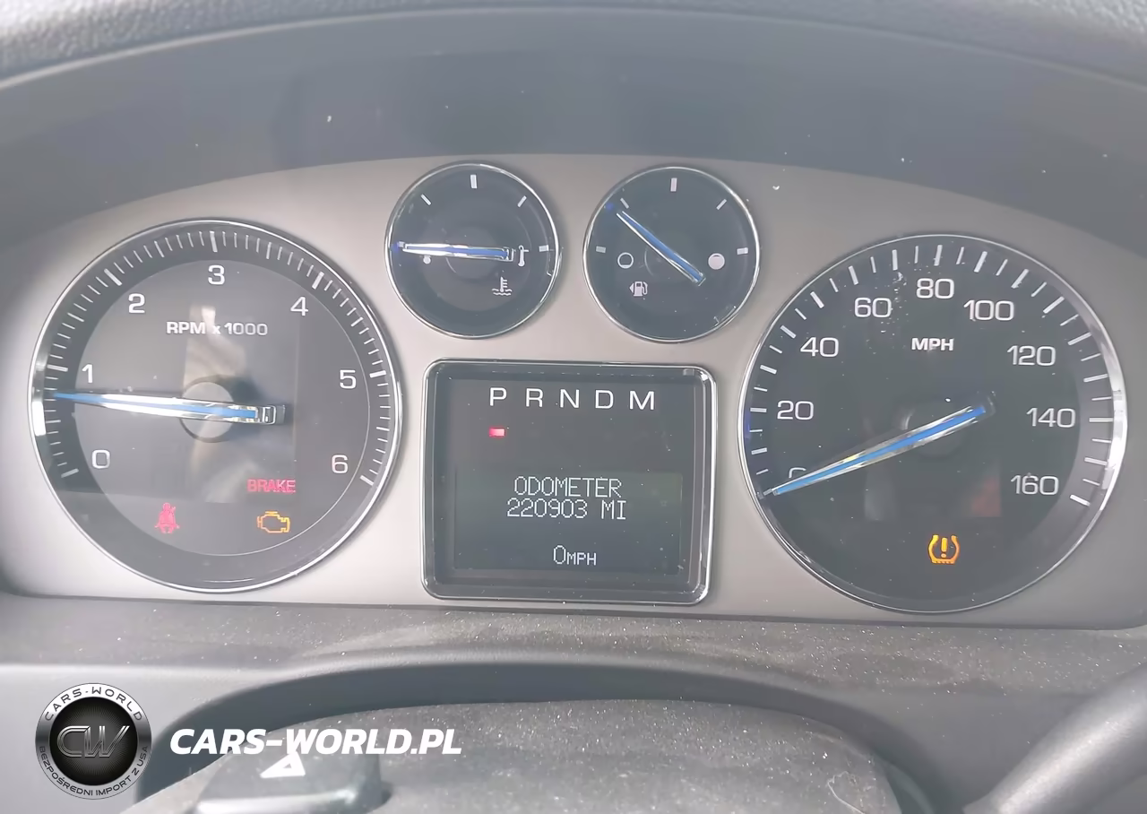 2008 Cadillac Escalade Standard VIN:1GYEC63878R163683 - 7
