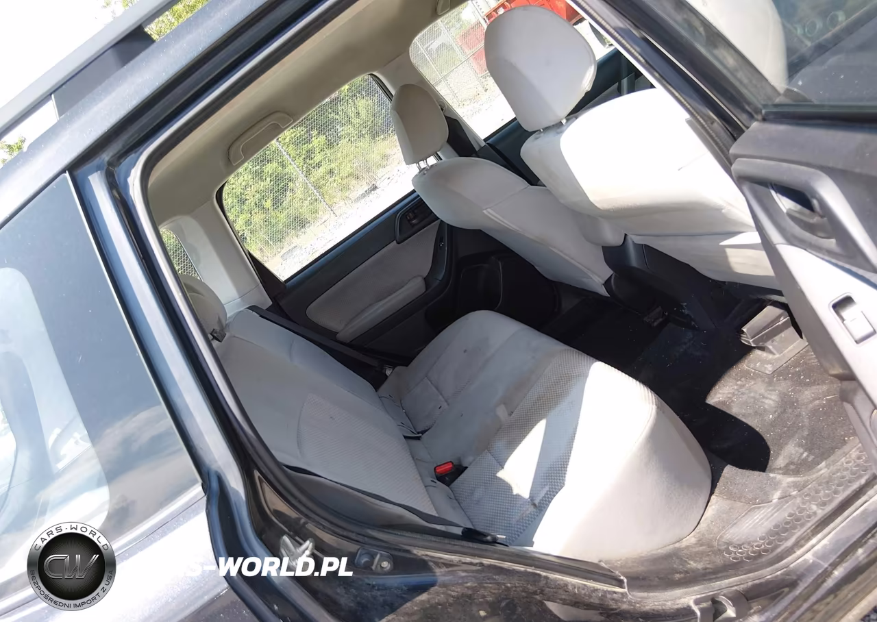 2018 Subaru Forester 2.5I VIN:JF2SJABC9JH423568 - 8