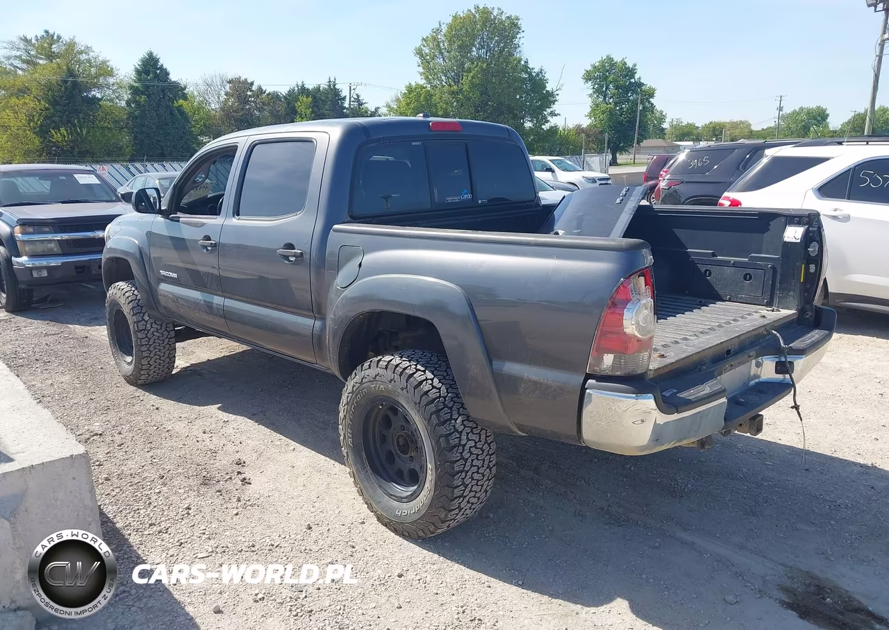 2010 Toyota Tacoma Base V6 VIN:5TELU4EN9AZ736224 - 3