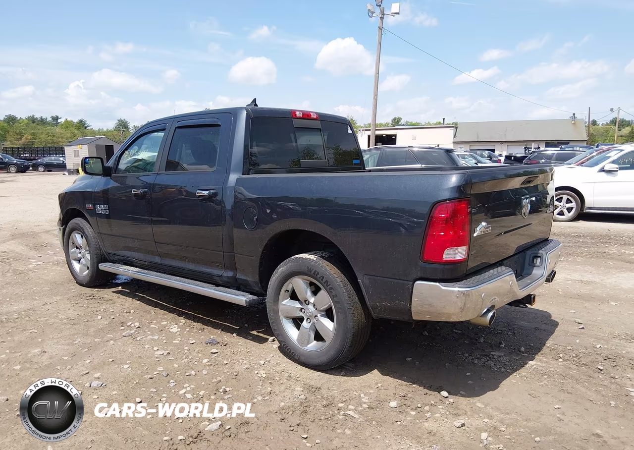 2015 Ram 1500 Big Horn VIN:1C6RR7LT1FS773902 - 3