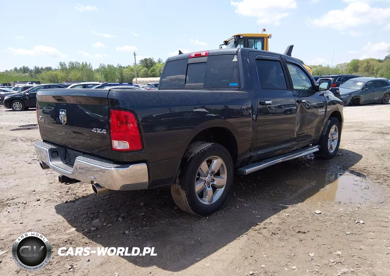 2015 Ram 1500 Big Horn VIN:1C6RR7LT1FS773902 - 4