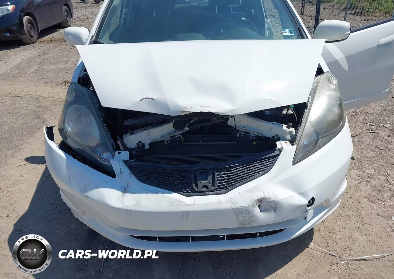 2012 Honda Fit VIN:JHMGE8H30CC000319 - 6