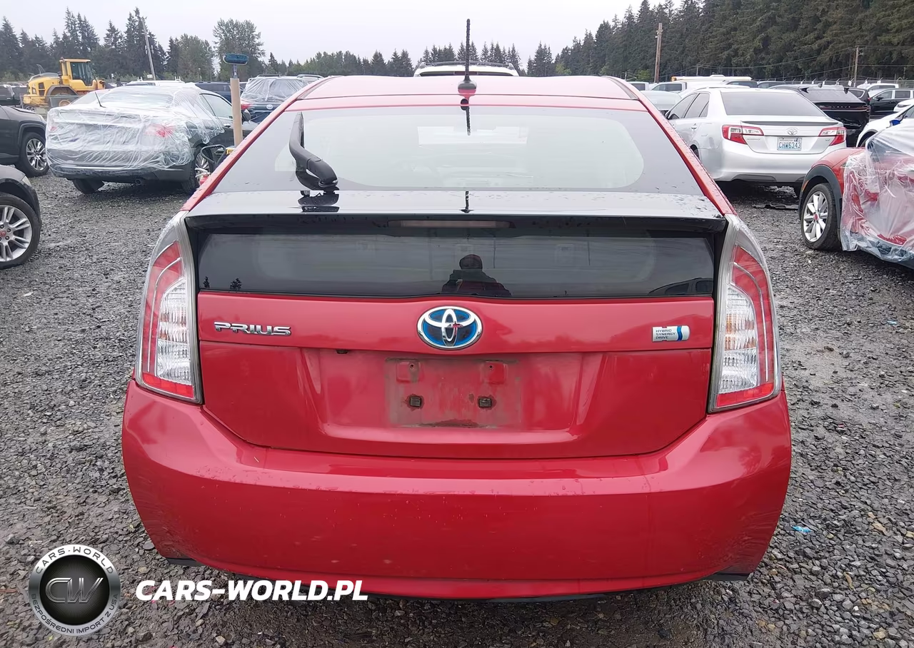 2014 Toyota Prius Three VIN:JTDKN3DU5E1756773 - 16
