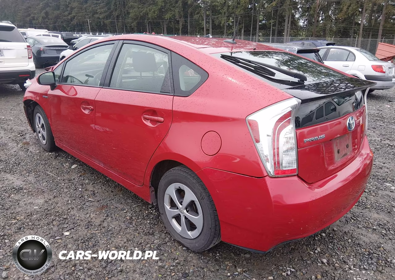 2014 Toyota Prius Three VIN:JTDKN3DU5E1756773 - 3