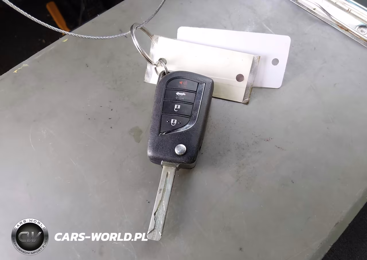2019 Toyota Camry Le VIN:4T1B11HKXKU830106 - 11
