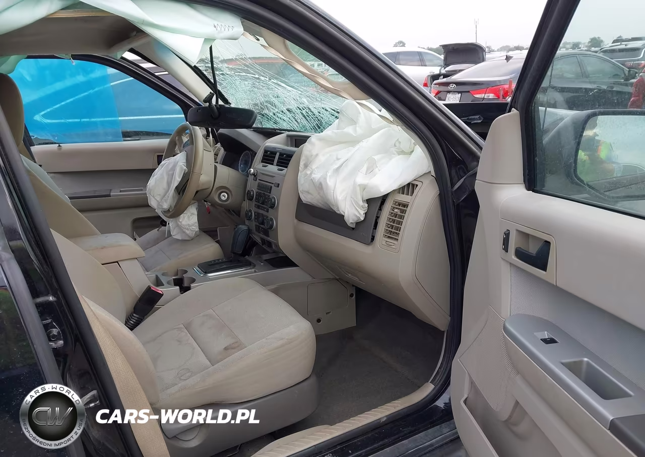 2012 Ford Escape Xlt VIN:1FMCU0D75CKA14411 - 5