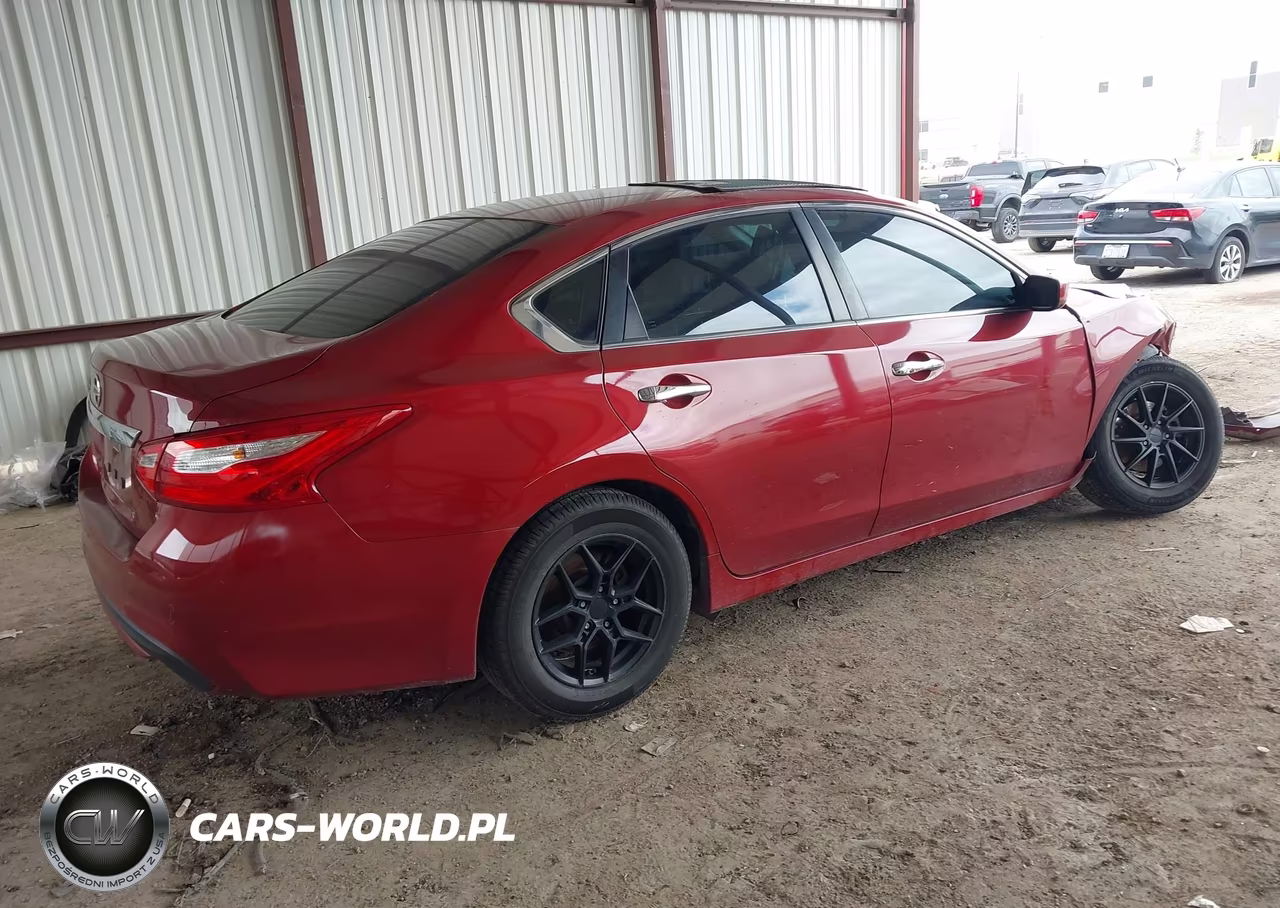 2017 Nissan Altima 2.5 S VIN:1N4AL3AP6HN311574 - 4