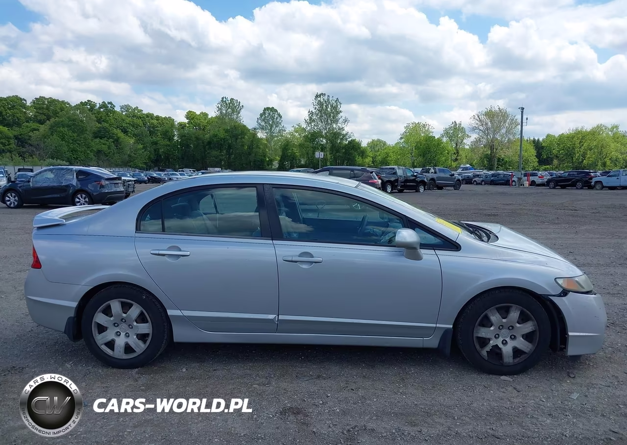 2011 Honda Civic Lx VIN:2HGFA1F58BH532421 - 13