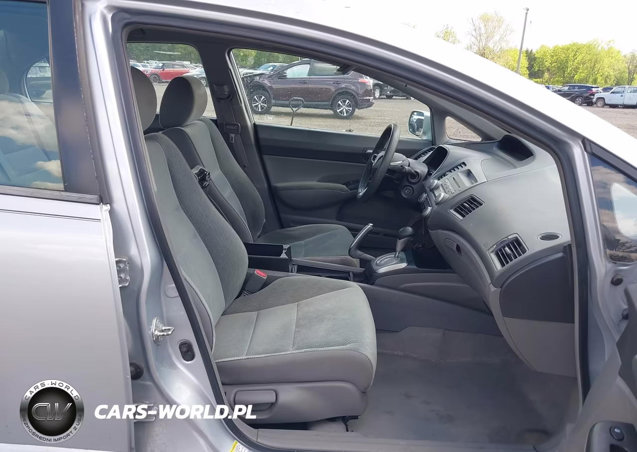 2011 Honda Civic Lx VIN:2HGFA1F58BH532421 - 5