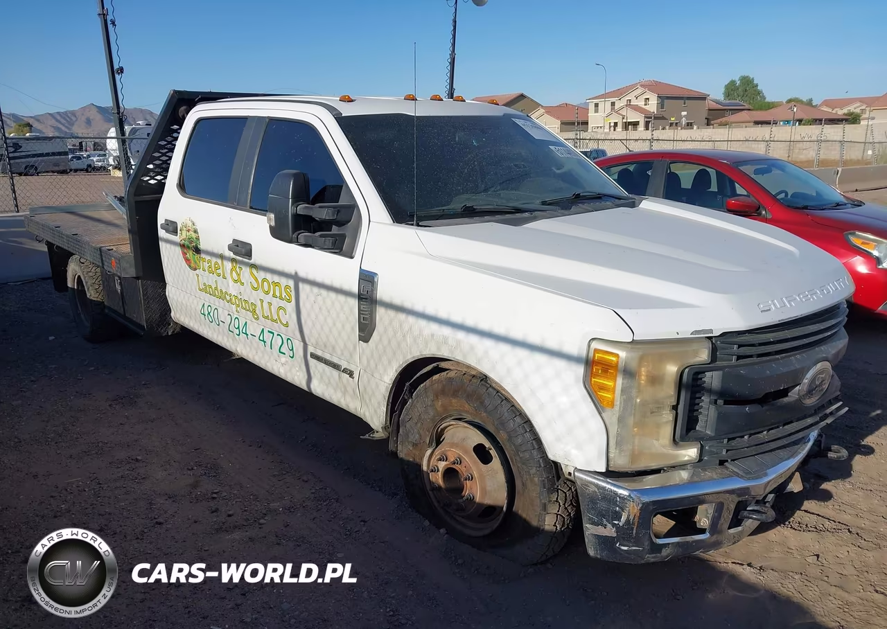 2017 Ford F-350 Chassis Xl VIN:1FD8W3GT1HEE06656 - 1