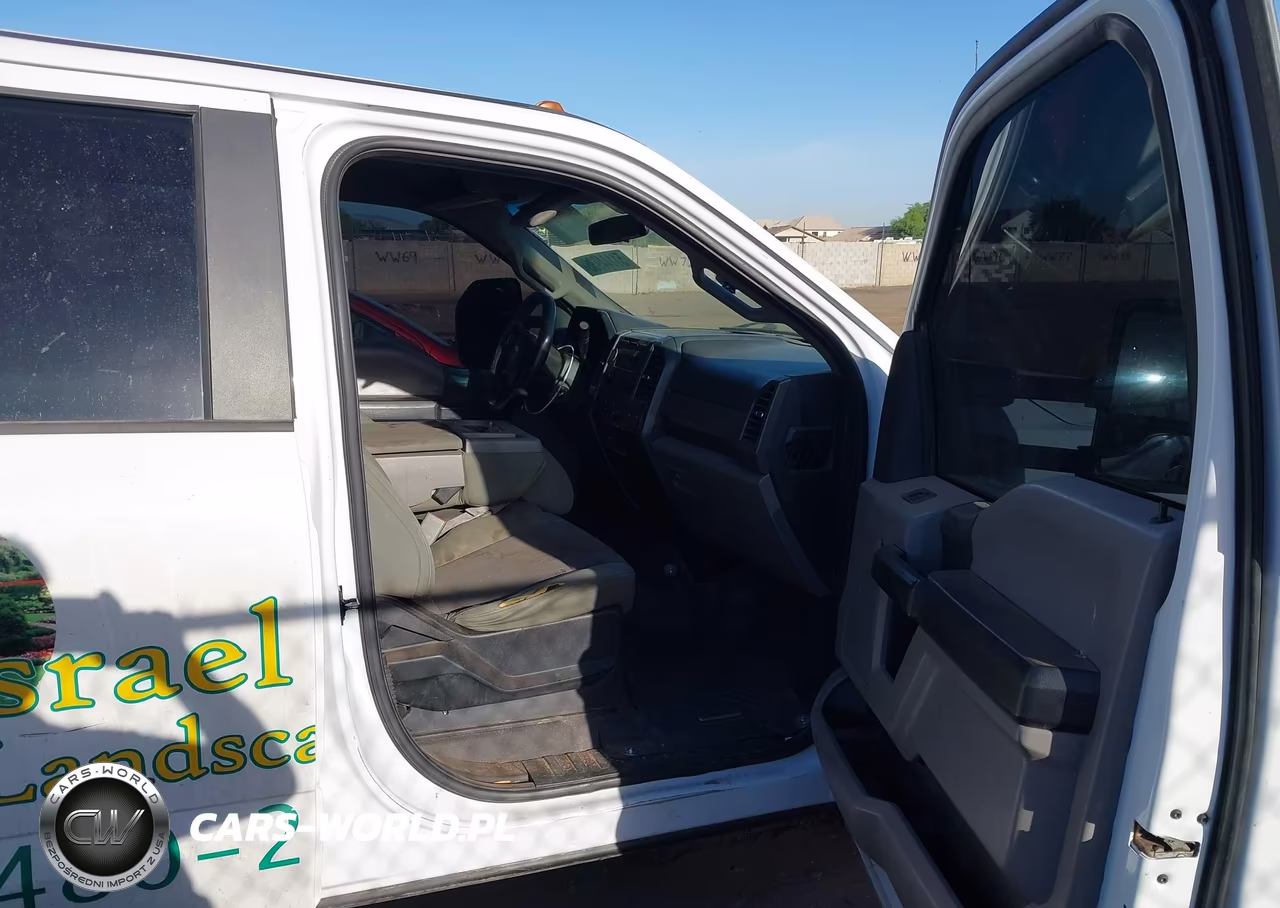 2017 Ford F-350 Chassis Xl VIN:1FD8W3GT1HEE06656 - 5