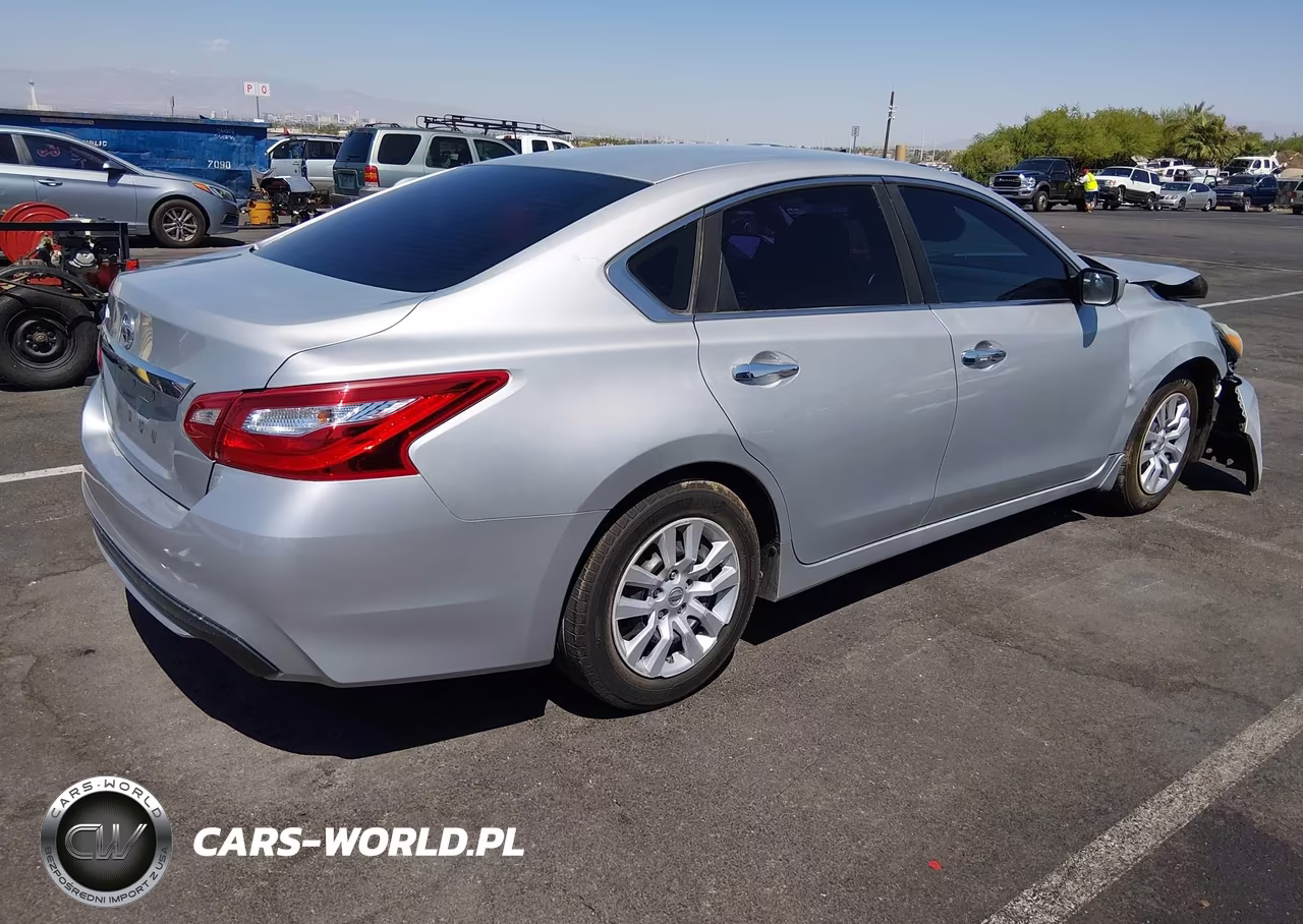2016 Nissan Altima 2.5 S VIN:1N4AL3AP8GC195062 - 4
