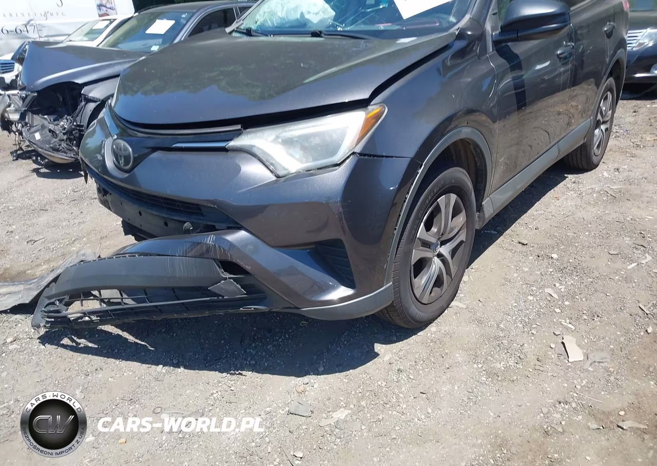 2018 Toyota Rav4 Le VIN:JTMZFREV1JJ181085 - 17