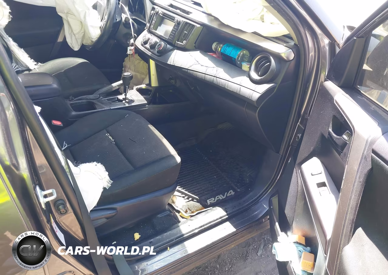 2018 Toyota Rav4 Le VIN:JTMZFREV1JJ181085 - 5