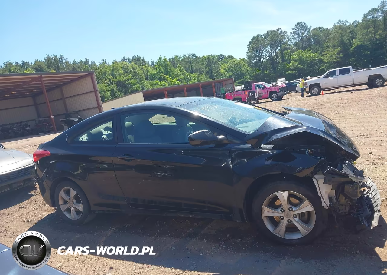 2013 Hyundai Elantra Gs VIN:KMHDH6AE8DU019722 - 14