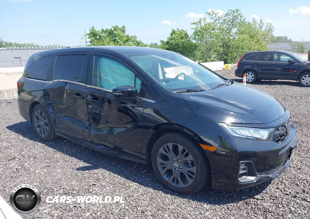 2025 Honda Odyssey Touring VIN:5FNRL6H87SB003722 - 6