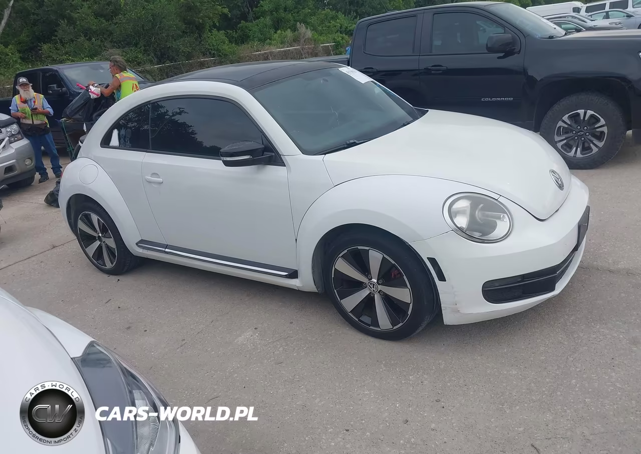2012 Volkswagen Beetle 2.0T Turbo