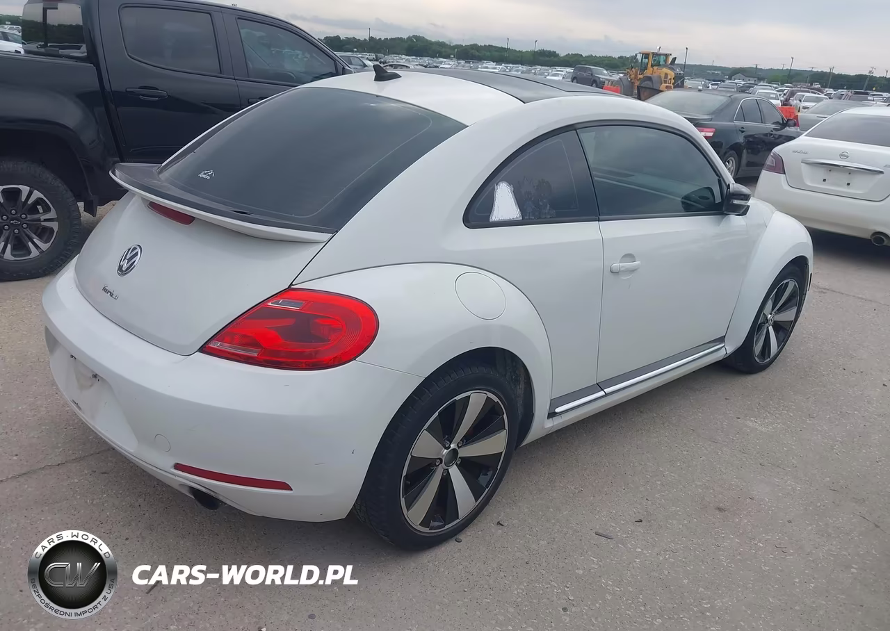 2012 Volkswagen Beetle 2.0T Turbo VIN:3VWV87AT8CM627849 - 4