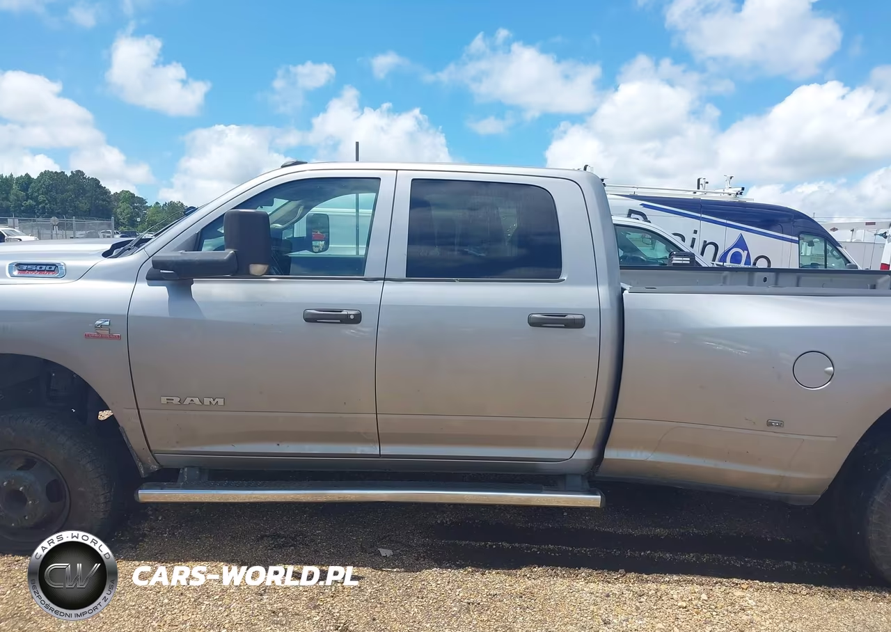 2020 Ram 3500 Tradesman 4X4 8' Box VIN:3C63RRGL6LG279050 - 14