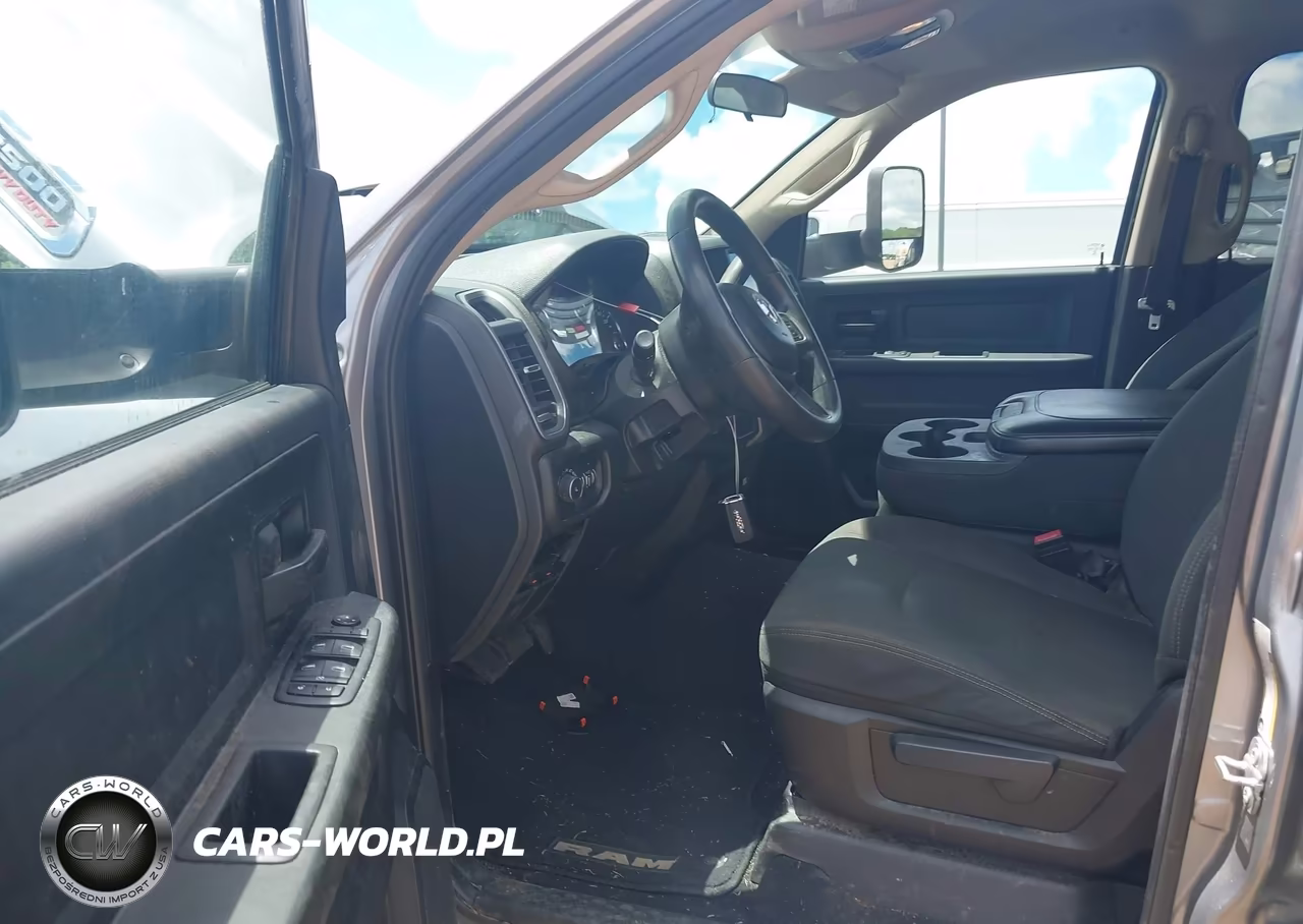 2020 Ram 3500 Tradesman 4X4 8' Box VIN:3C63RRGL6LG279050 - 7