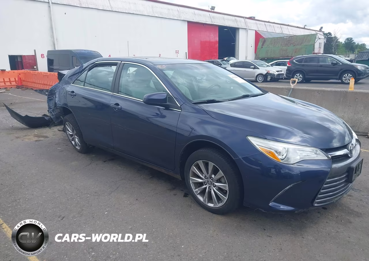 2015 Toyota Camry Xle – zdjęcie 1 z 17