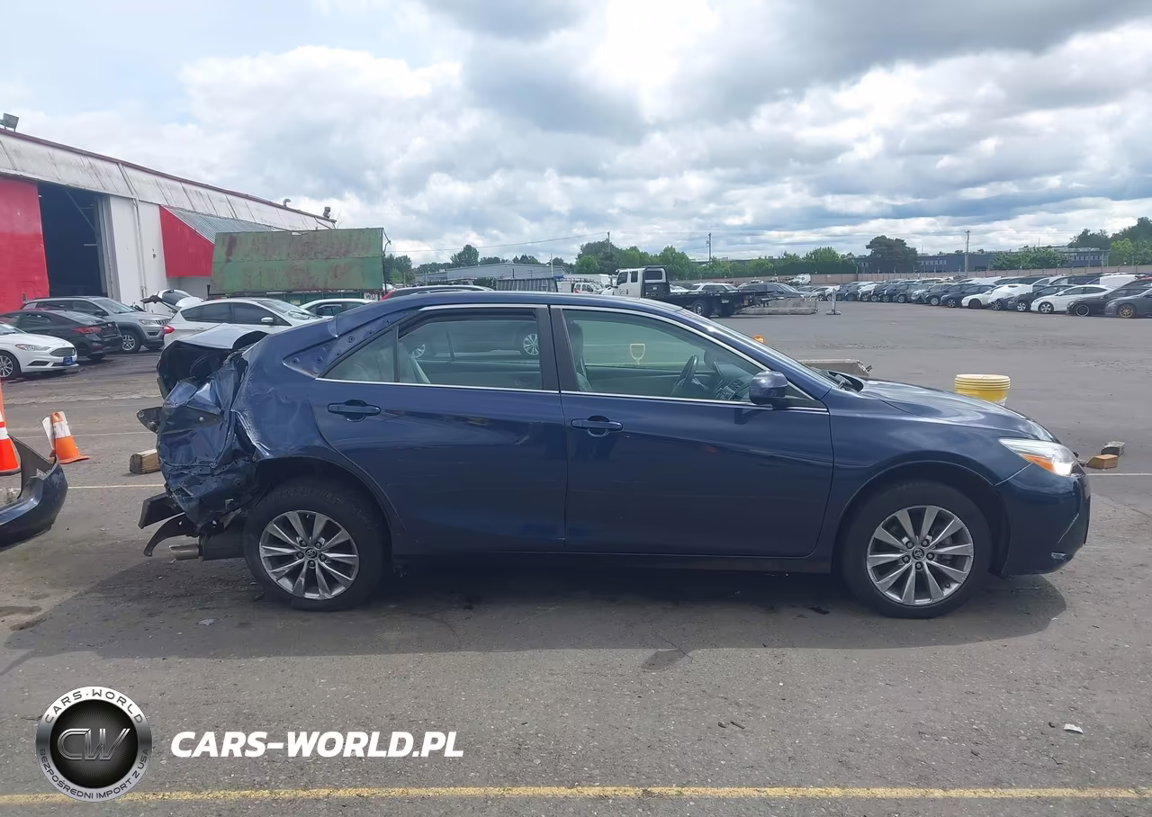 2015 Toyota Camry Xle VIN:4T1BF1FK0FU877400 - 14