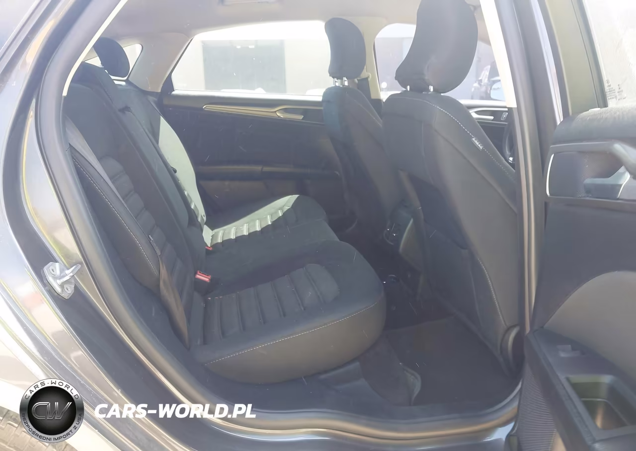 2018 Ford Fusion Se VIN:3FA6P0H76JR144800 - 8