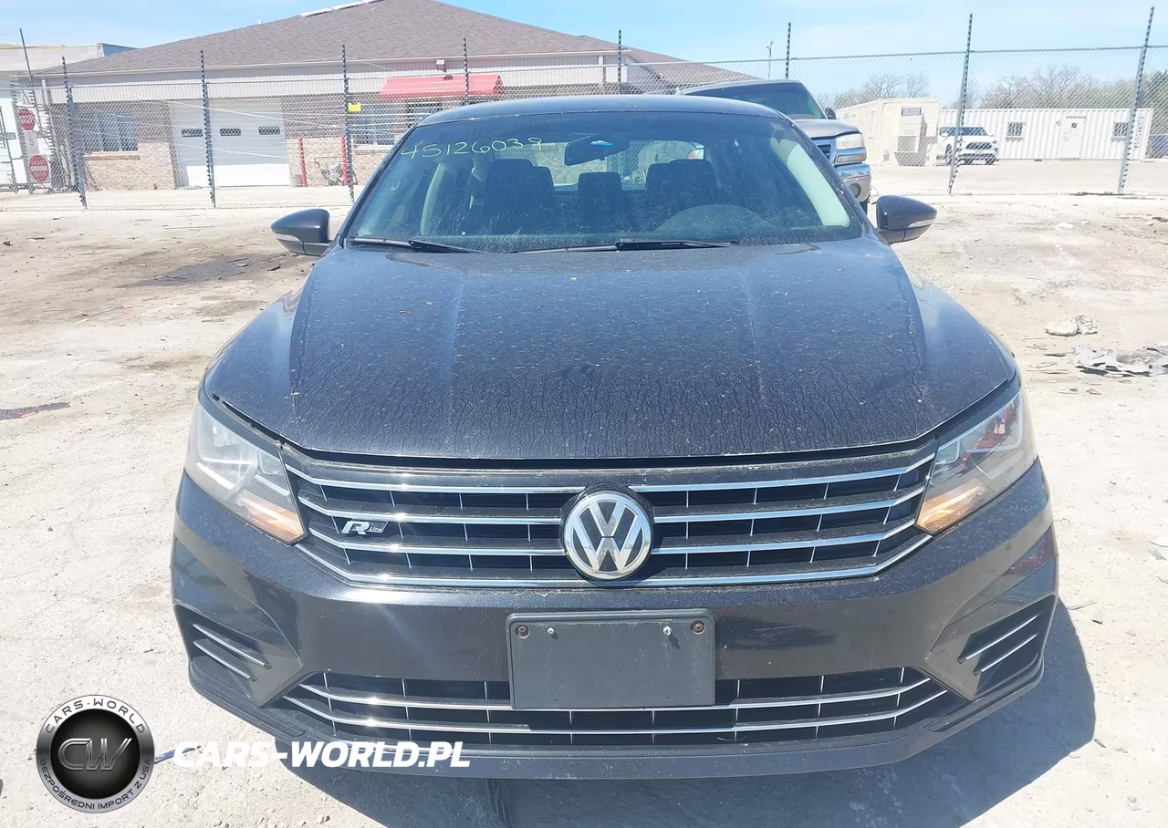 2018 Volkswagen Passat 2.0T R-Line-2.0T S VIN:1VWAA7A3XJC029876 - 12