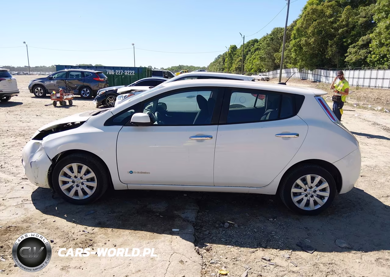 2015 Nissan Leaf S VIN:1N4AZ0CP5FC328143 - 15
