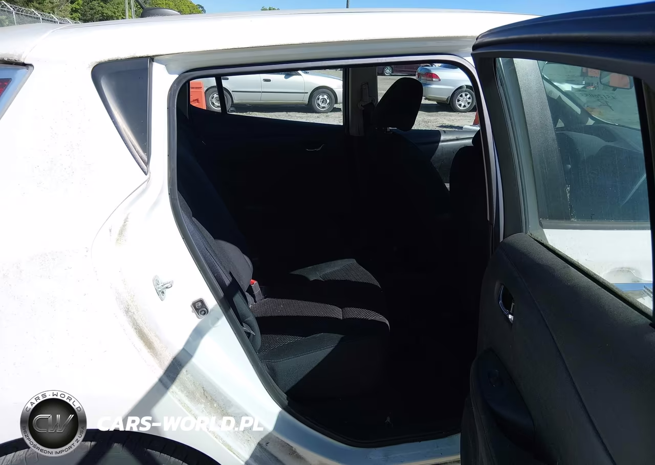 2015 Nissan Leaf S VIN:1N4AZ0CP5FC328143 - 8