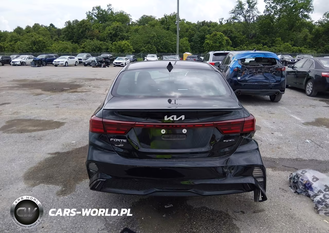 2024 Kia Forte Gt-Line VIN:3KPF54AD1RE818183 - 16