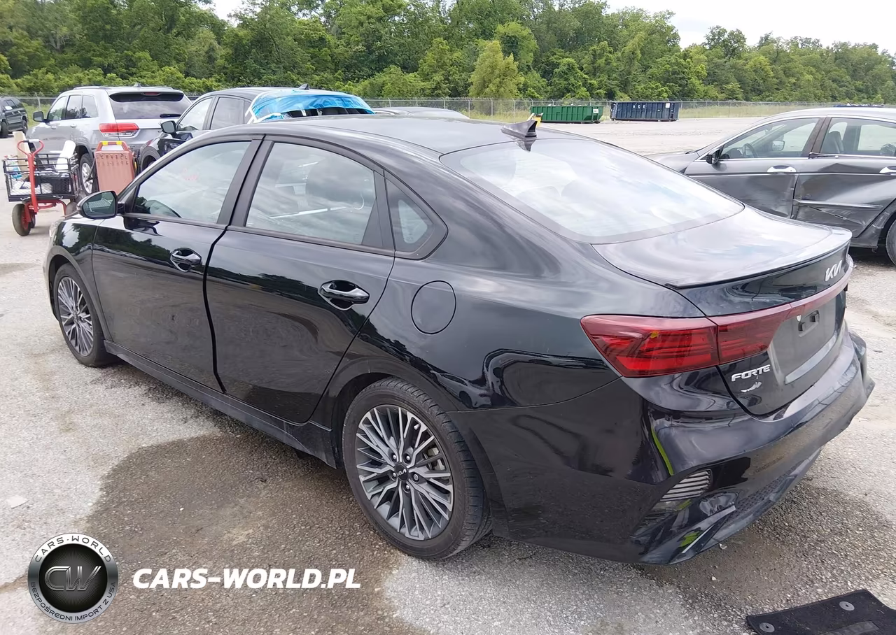 2024 Kia Forte Gt-Line VIN:3KPF54AD1RE818183 - 3